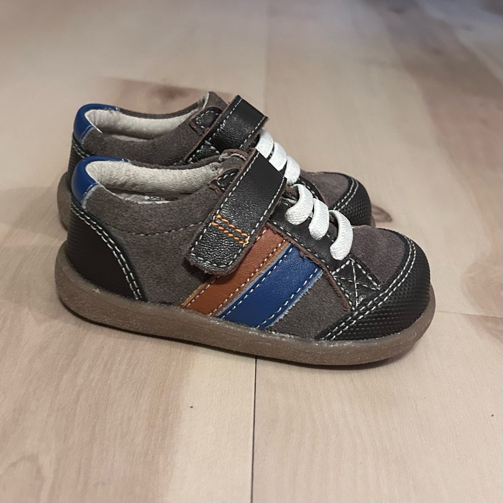 NWOT See Kai Run baby Shoes with Blue and Brown Accents